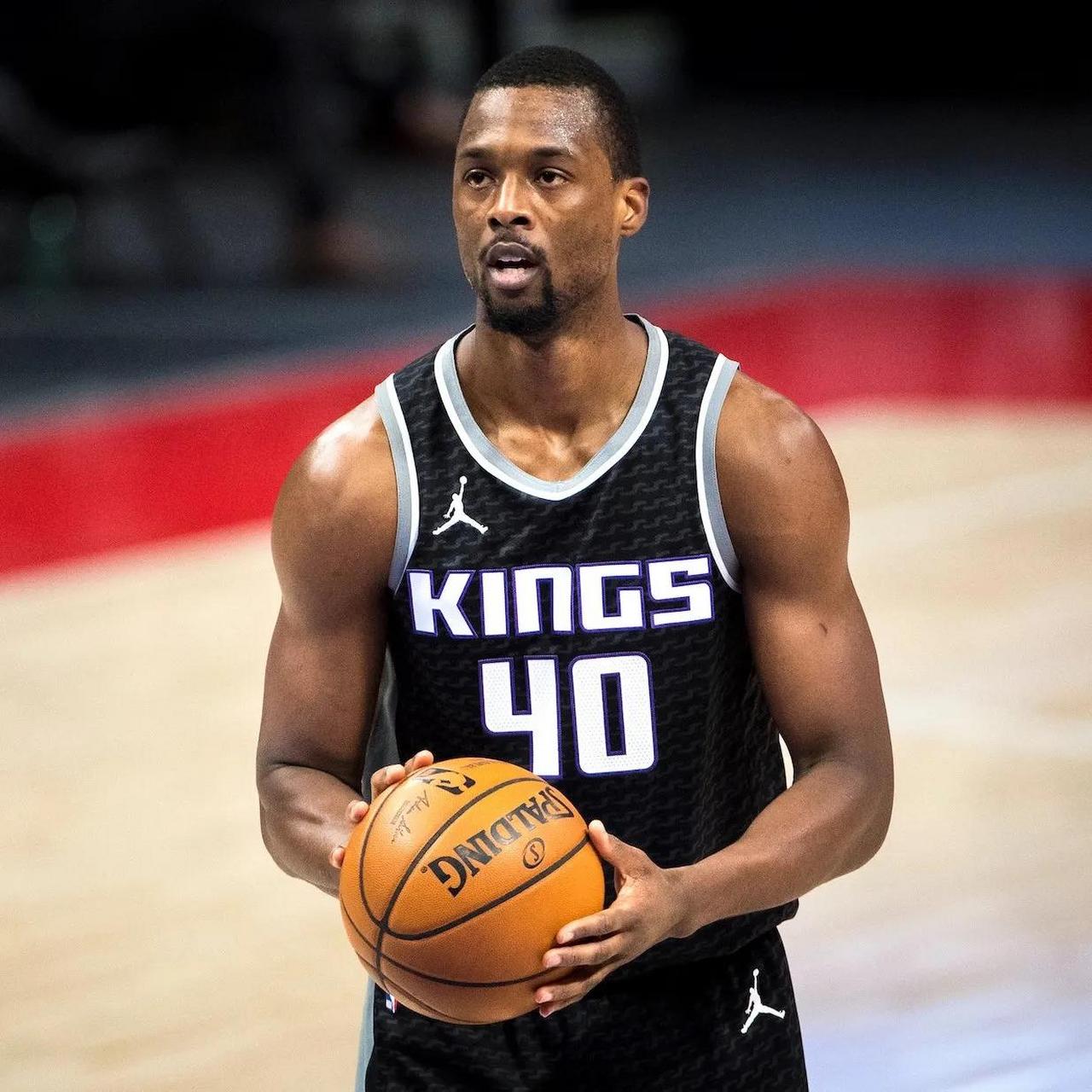 属于小样本 属于小样本